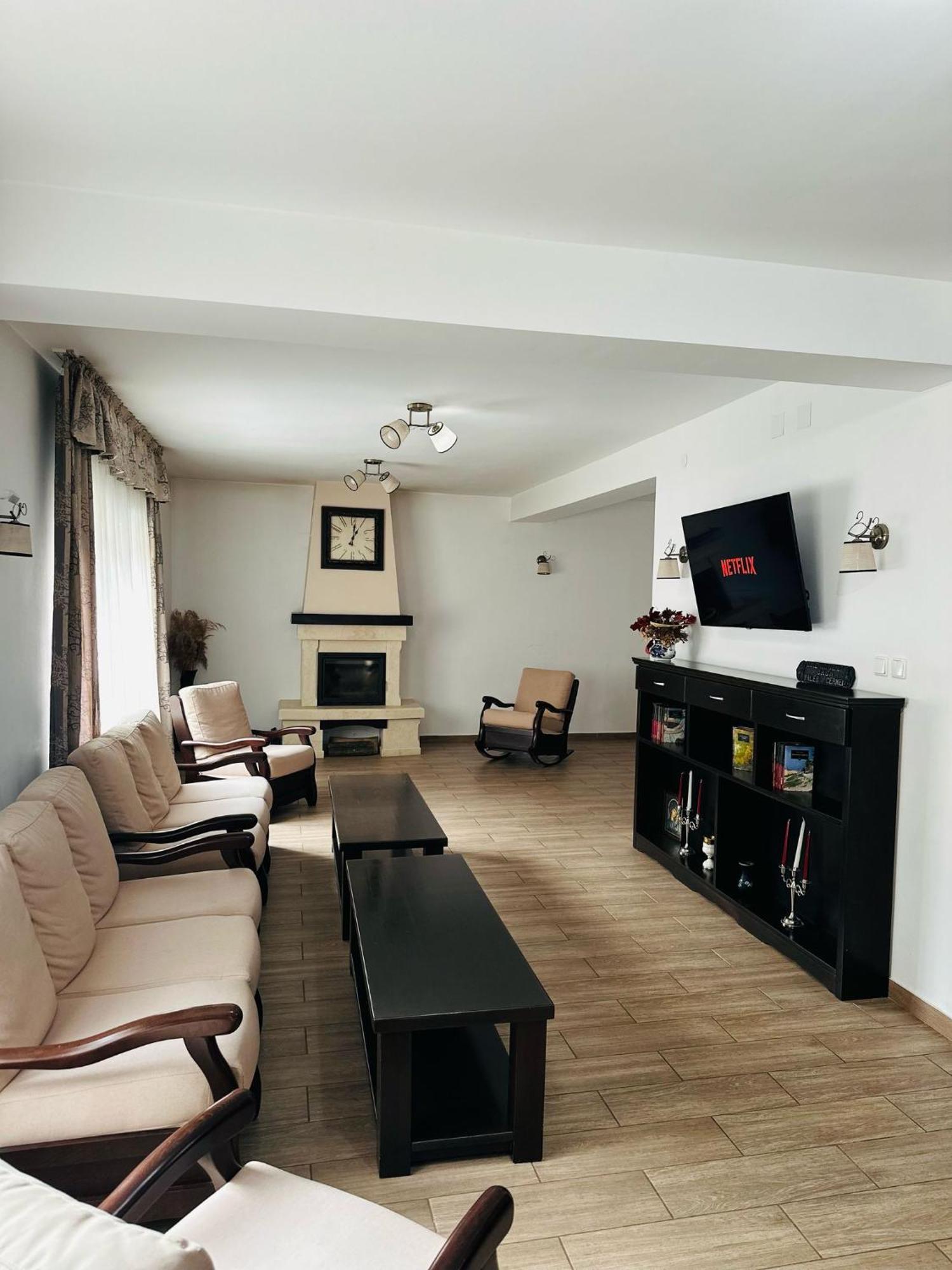 Casa Valea Cernei Hotel Isverna Ngoại thất bức ảnh